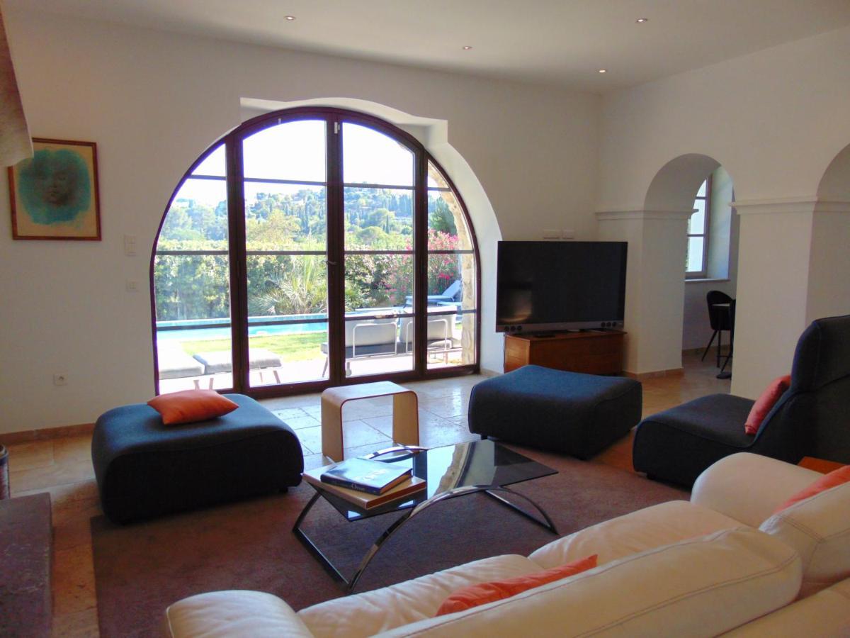 L'Elegante Bastide En Pierre Avec Vue Sur Le Vieux Village De Mougins Eksteriør bilde